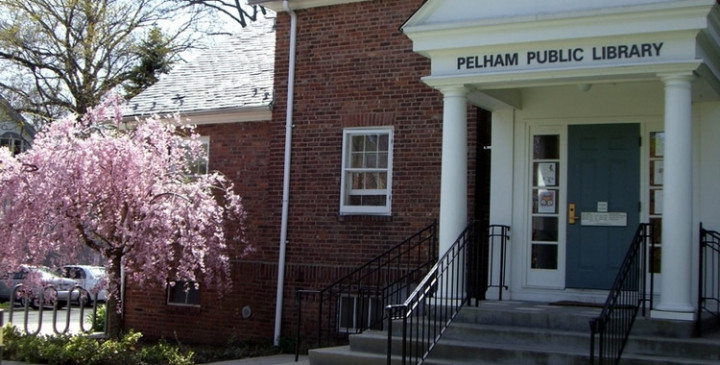 Bookmark: As the Pelham Library Turns 20, Here’s How It Started