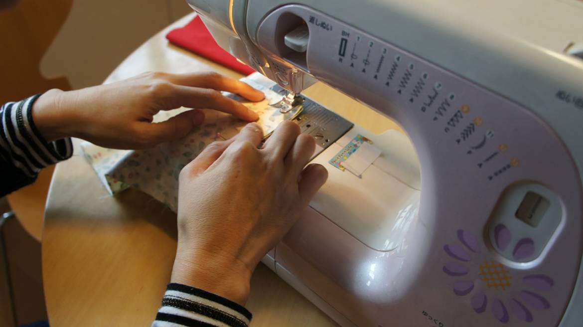 sewing-machine.jpg